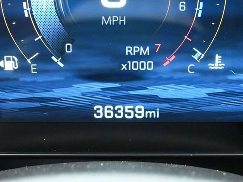 Used 2025 Chevrolet Equinox LT FWD image 42