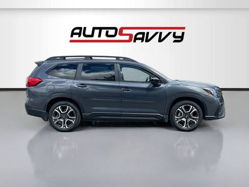Used 2024 Subaru Ascent Onyx Edition AWD/4WD image 8
