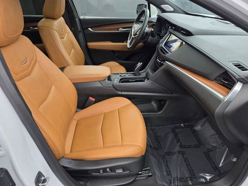 Used 2023 Cadillac XT5 Premium Luxury AWD/4WD image 28