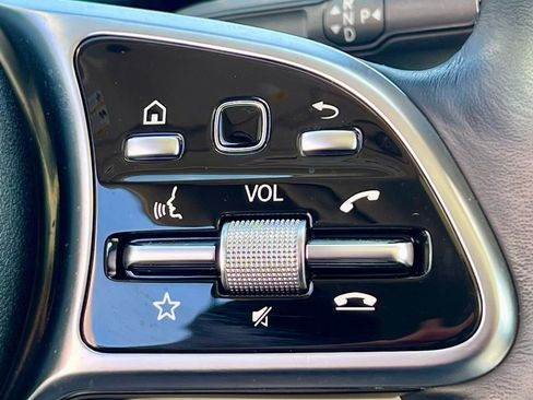 Certified 2021 Mercedes-Benz GLC 300 4MATIC image 34