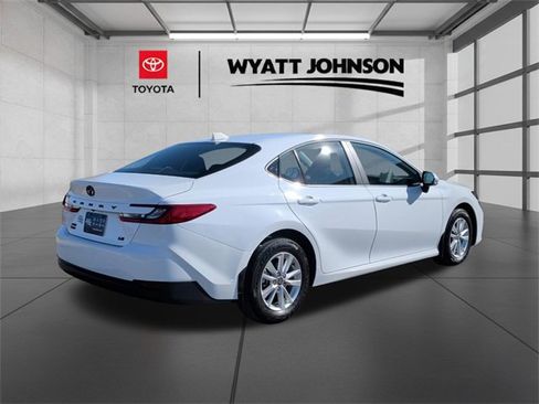 Certified 2025 Toyota Camry LE image 5
