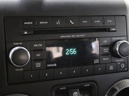 Used 2016 Jeep Wrangler Sport w/ Quick Order Package 24S image 24