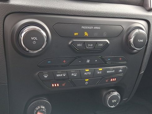 Certified 2019 Ford Ranger Lariat w/ Equipment Group 501A Mid image 16