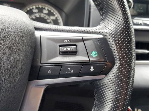 Used 2024 Mitsubishi Outlander SE image 26