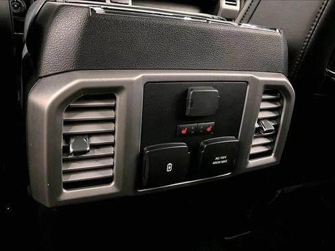 Used 2018 Ford F150 Platinum w/ Equipment Group 701A Luxury AWD/4WD image 32