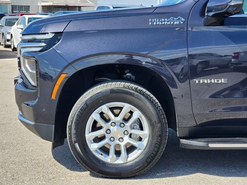 Used 2025 Chevrolet Tahoe LT w/ Comfort Package RWD image 9