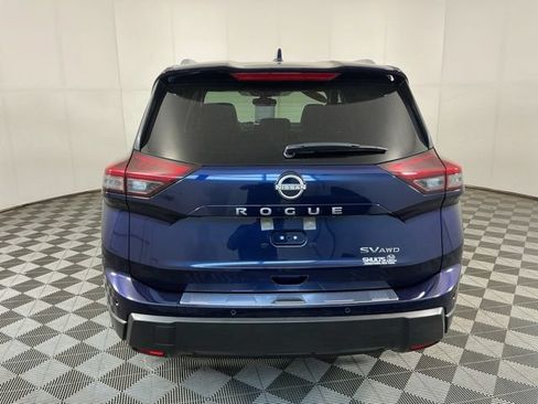 Used 2024 Nissan Rogue SV w/ SV Premium Package AWD/4WD image 8