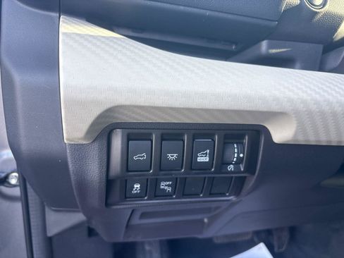 Used 2022 Subaru Ascent Premium w/ Convenience Package image 20