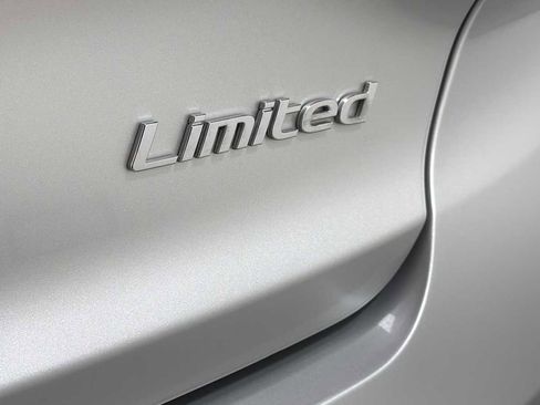 Used 2015 Hyundai Sonata Limited FWD image 27