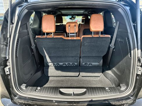New 2026 Chrysler Pacifica Pinnacle image 27