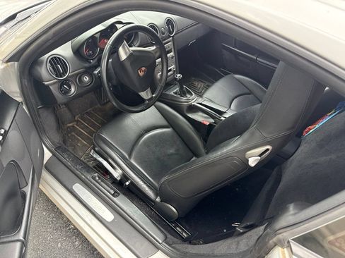 Used 2008 Porsche Cayman RWD image 5