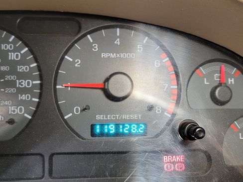 Used 1999 Ford Mustang GT RWD image 13