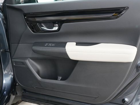 Used 2024 Honda CR-V EX-L image 9