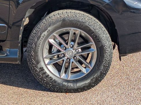 Used 2013 Lexus GX 460 image 10