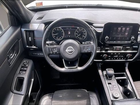Used 2023 Nissan Pathfinder Rock Creek AWD/4WD image 5