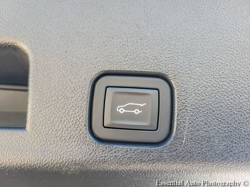 Used 2025 GMC Acadia Elevation AWD/4WD image 21