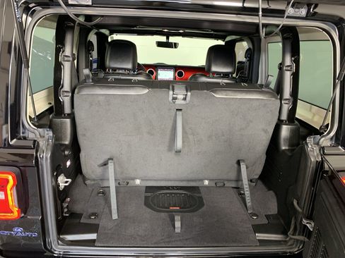 Used 2020 Jeep Wrangler Rubicon AWD/4WD image 29
