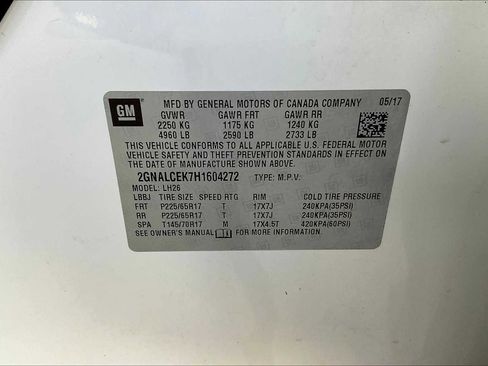 Used 2017 Chevrolet Equinox LT w/ Convenience Package image 34