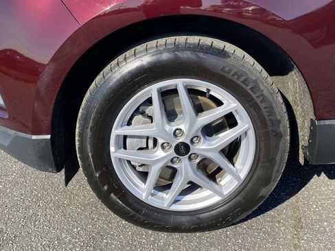 Used 2024 Ford Edge SEL image 8