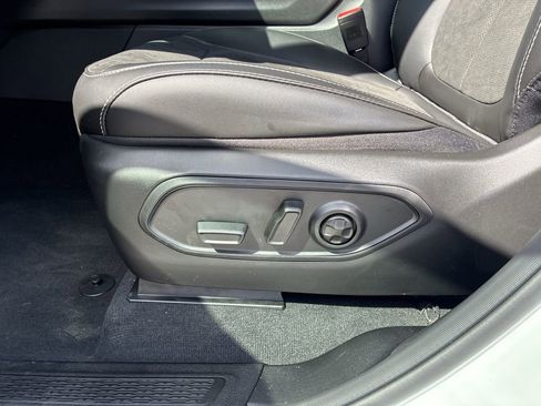 New 2026 Jeep Grand Cherokee Altitude AWD/4WD image 13