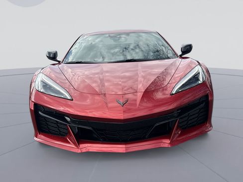 Used 2025 Chevrolet Corvette Z06 image 11