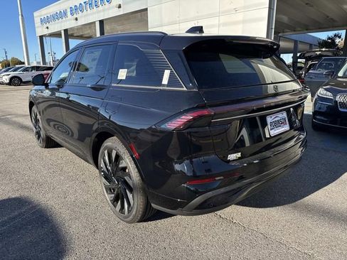 New 2026 Lincoln Nautilus Reserve w/ Jet Appearance Package image 5