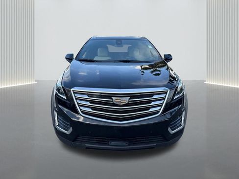 Used 2019 Cadillac XT5 Premium Luxury FWD image 2