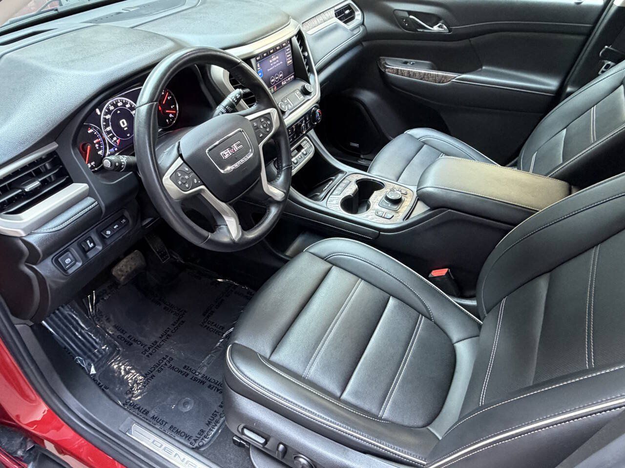 Used 2021 GMC Acadia Denali w/ Denali Ultimate Package AWD/4WD image 14