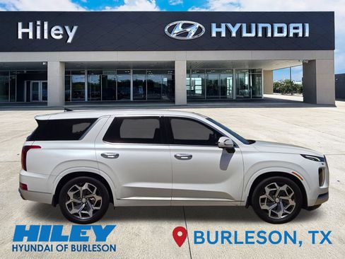 Used 2021 Hyundai Palisade Calligraphy FWD image 3