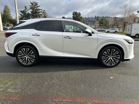 Used 2023 Lexus RX 350 Premium Plus w/ Cold Area Package image 4