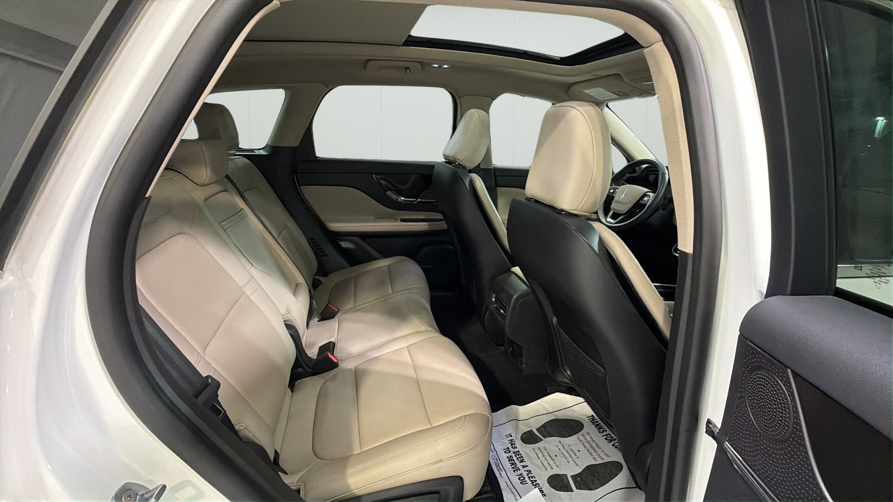 Used 2025 Lincoln Corsair Grand Touring AWD/4WD image 19