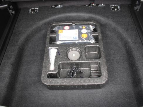 Used 2023 Jeep Compass Limited AWD/4WD image 28