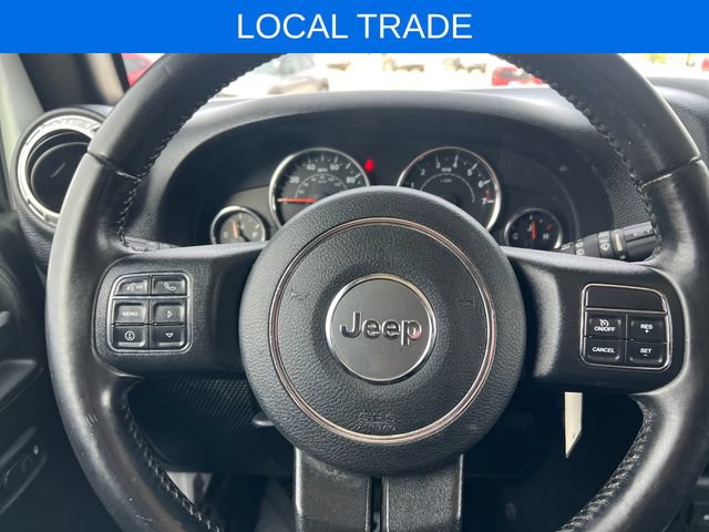Used 2017 Jeep Wrangler Unlimited Sahara w/ Connectivity Group AWD/4WD image 24