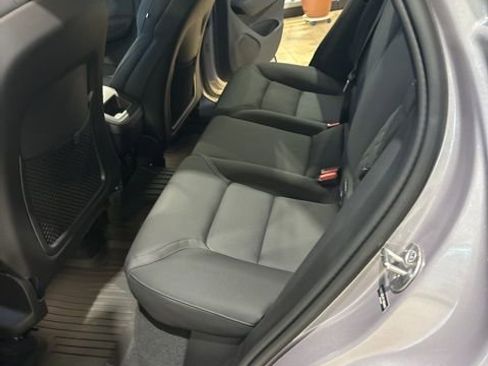 New 2026 Volvo XC60 B5 Plus w/ Protection Package Premier AWD/4WD image 19