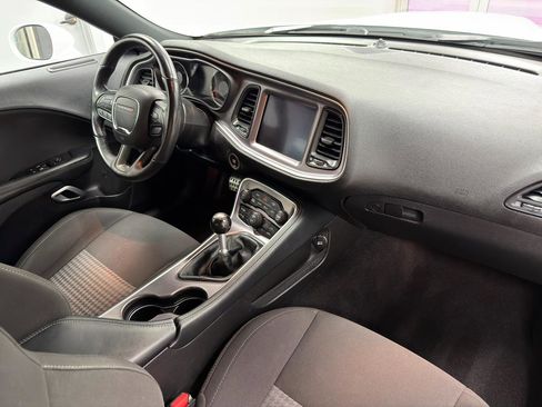Used 2021 Dodge Challenger R/T Scat Pack RWD image 27