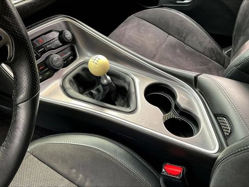 Used 2019 Dodge Challenger R/T Scat Pack w/ Plus Package RWD image 18