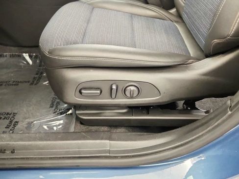 Used 2025 Buick Envista Preferred w/ Convenience I Package FWD image 15
