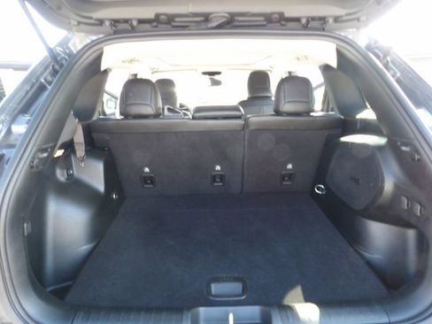 Used 2022 Jeep Cherokee Latitude Lux w/ Sun & Sound Group image 29