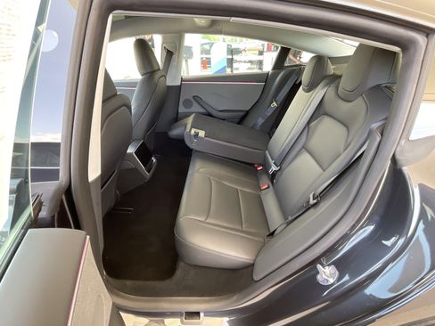 Used 2025 Tesla Model 3 Long Range RWD image 22
