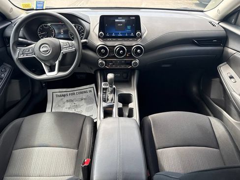Used 2024 Nissan Sentra SV FWD image 18