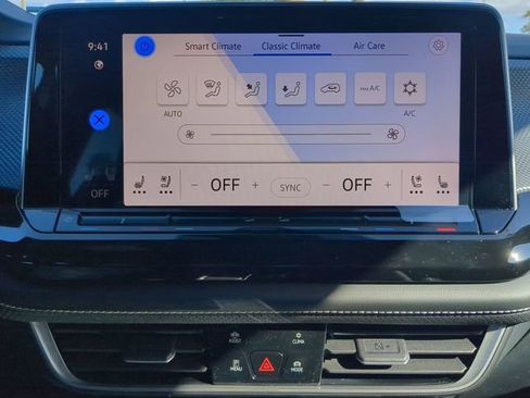 New 2026 Volkswagen Atlas Cross Sport SEL Premium R-Line image 23