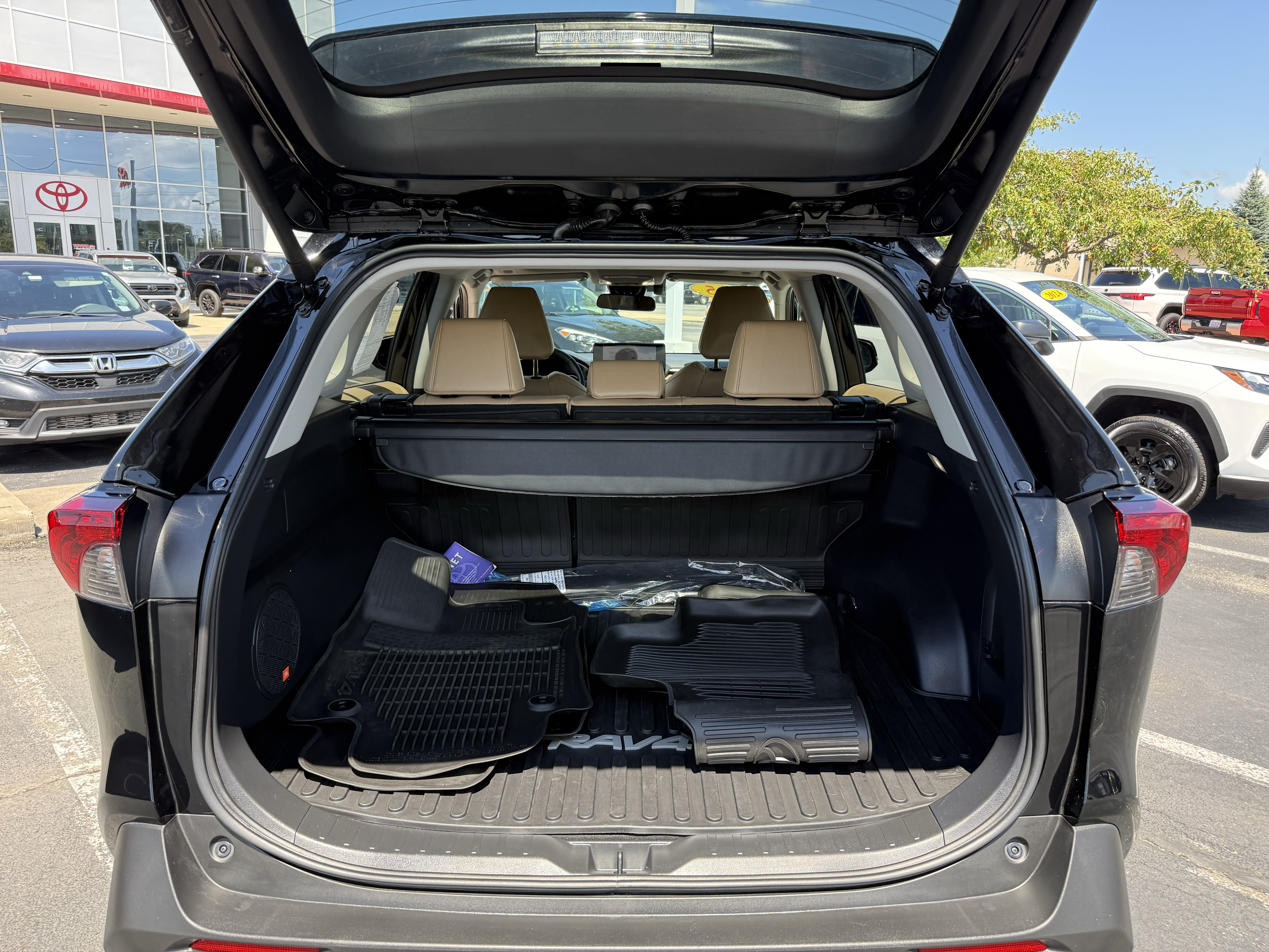 Certified 2025 Toyota RAV4 XLE Premium w/ Weather Package AWD/4WD image 15