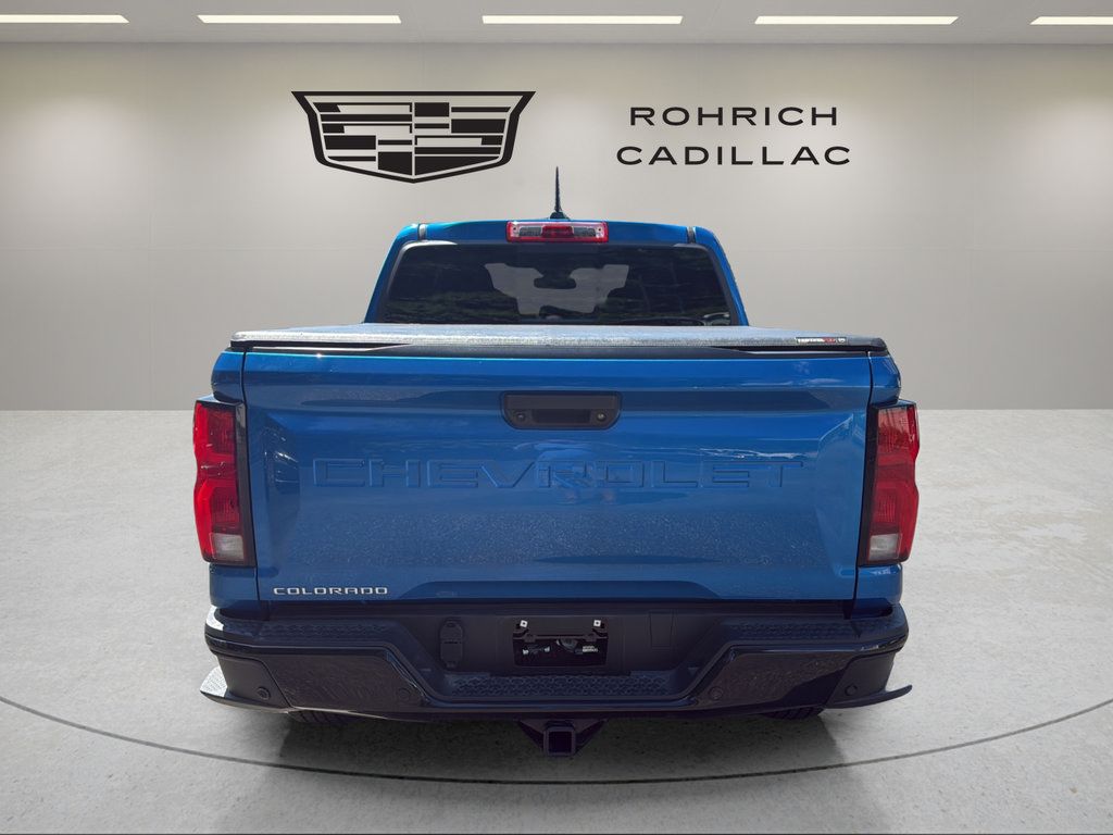 Used 2023 Chevrolet Colorado Z71 w/ Z71 Convenience Package 2 AWD/4WD image 6