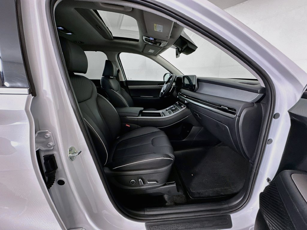 Certified 2025 Hyundai Palisade XRT FWD image 29