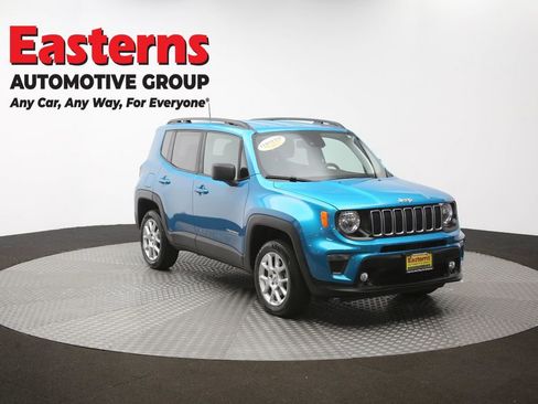 Used 2022 Jeep Renegade Latitude w/ Convenience Group AWD/4WD image 50