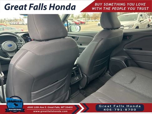 Used 2025 Subaru Forester Premium AWD/4WD image 22