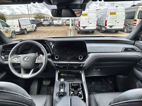 Used 2025 Lexus TX 350 FWD w/ Convenience Package image 25