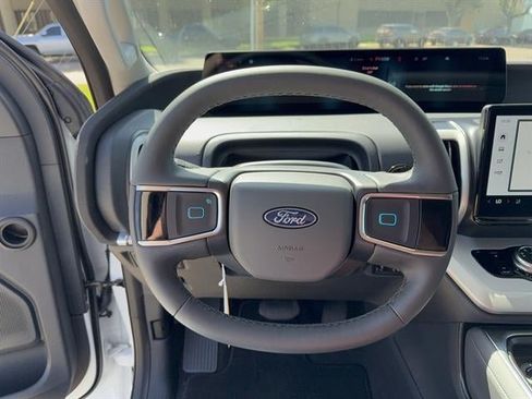 New 2026 Ford Expedition Active RWD image 12