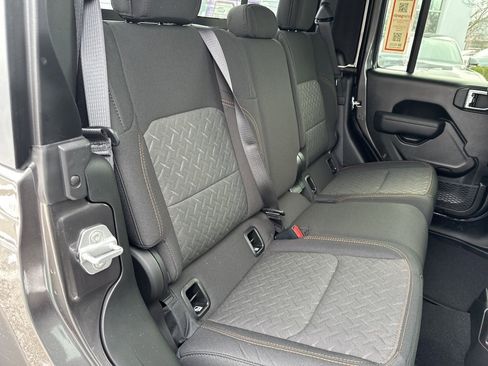 New 2026 Jeep Gladiator Mojave image 43