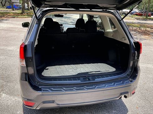 Used 2019 Subaru Forester Premium AWD/4WD image 37